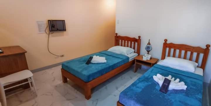 Elnora Delmar Travellers Inn Siquijor Bagian luar foto