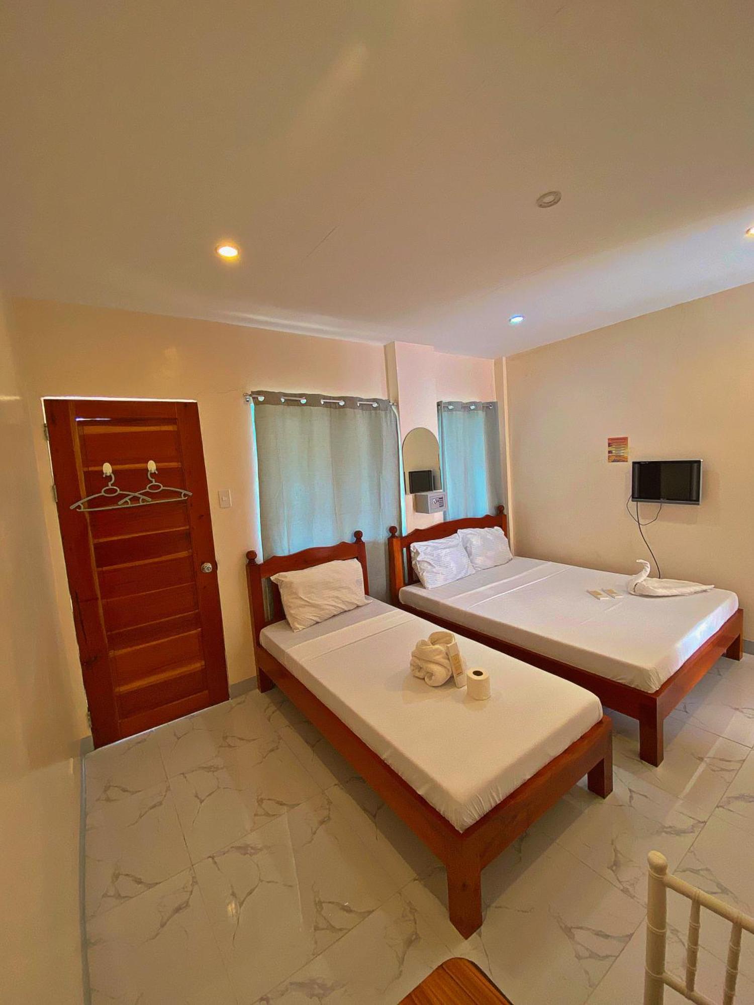 Elnora Delmar Travellers Inn Siquijor Bagian luar foto